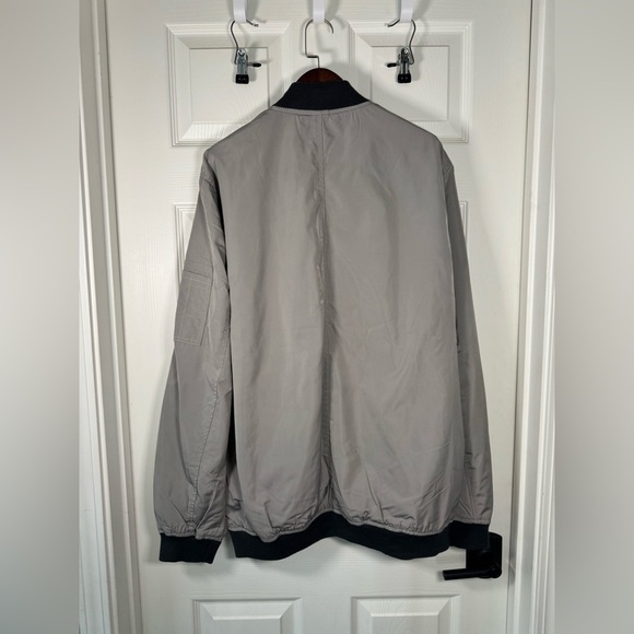 MLB Mariners Bomber Jacket Grey Sports Jacket Baseball Men’s Size 2XL - Picture 10 of 11